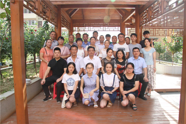 又是一年金秋季，助學(xué)圓夢暖人心----2017年寶業(yè)集團(tuán)“金秋助學(xué)”活動圓滿結(jié)束
